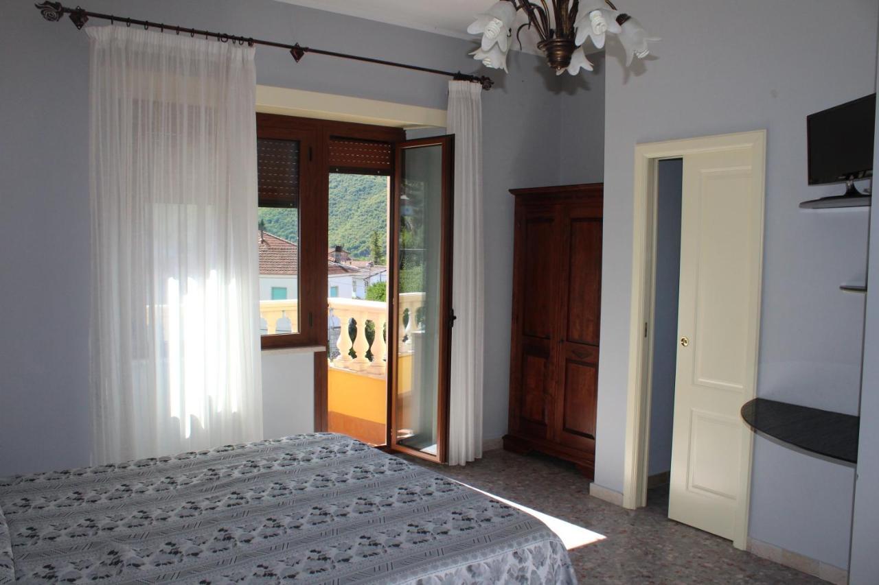 La Villa Guest House Capitignano Exterior foto